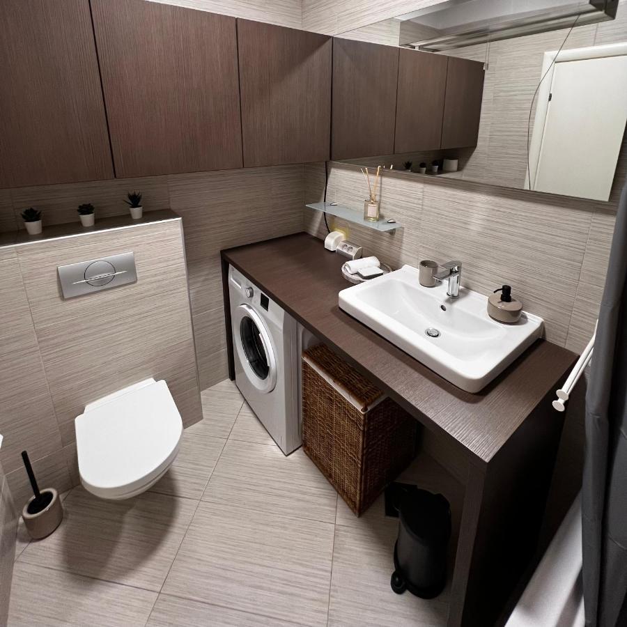 Maestral Living Studio Apartment Zágráb Kültér fotó